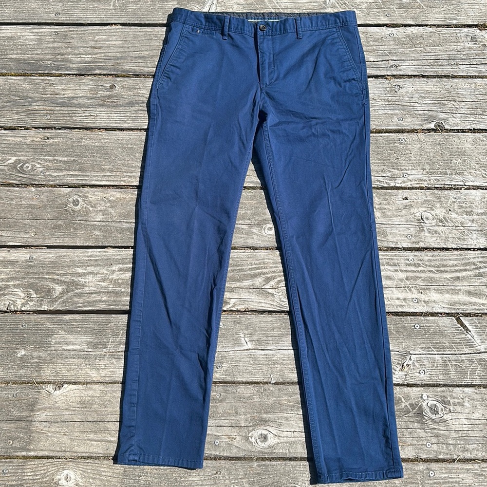 Zara Man Sportswear Basic Collection Chino pants Navy blue size 36